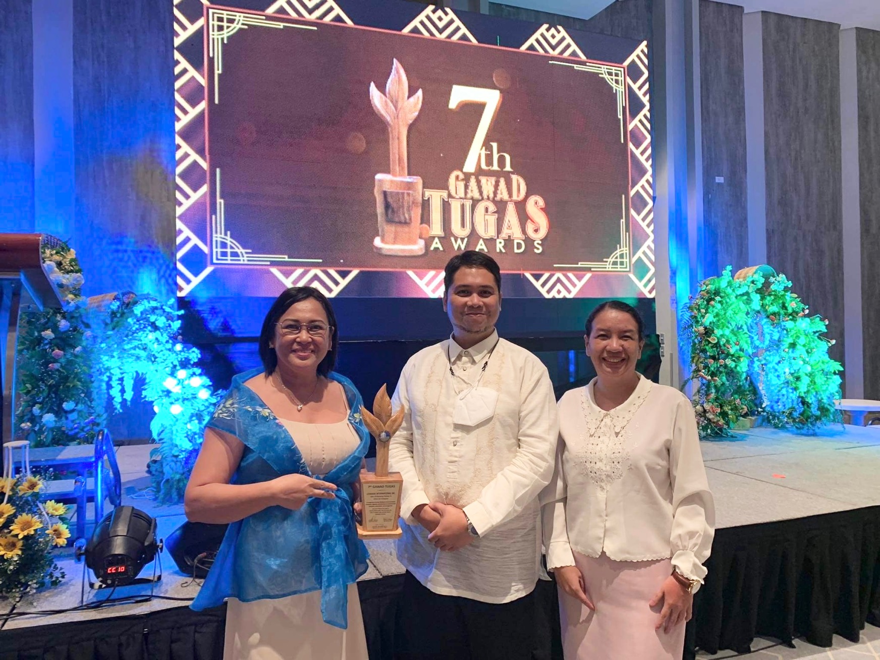 The award was received by Greg Baguioro, Lexmark Site Operations Manager; Leonora Jaralba, Senior EHS Officer; and Normita Navarro, Senior EHS Officer.